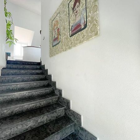Elegante Appartamento 100 Mq Parcheggio - Wi Fi Savona Exterior photo